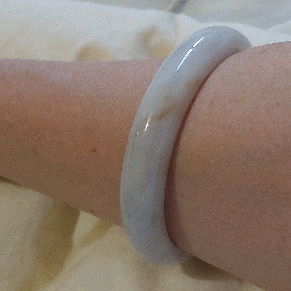 Antique jade bangle